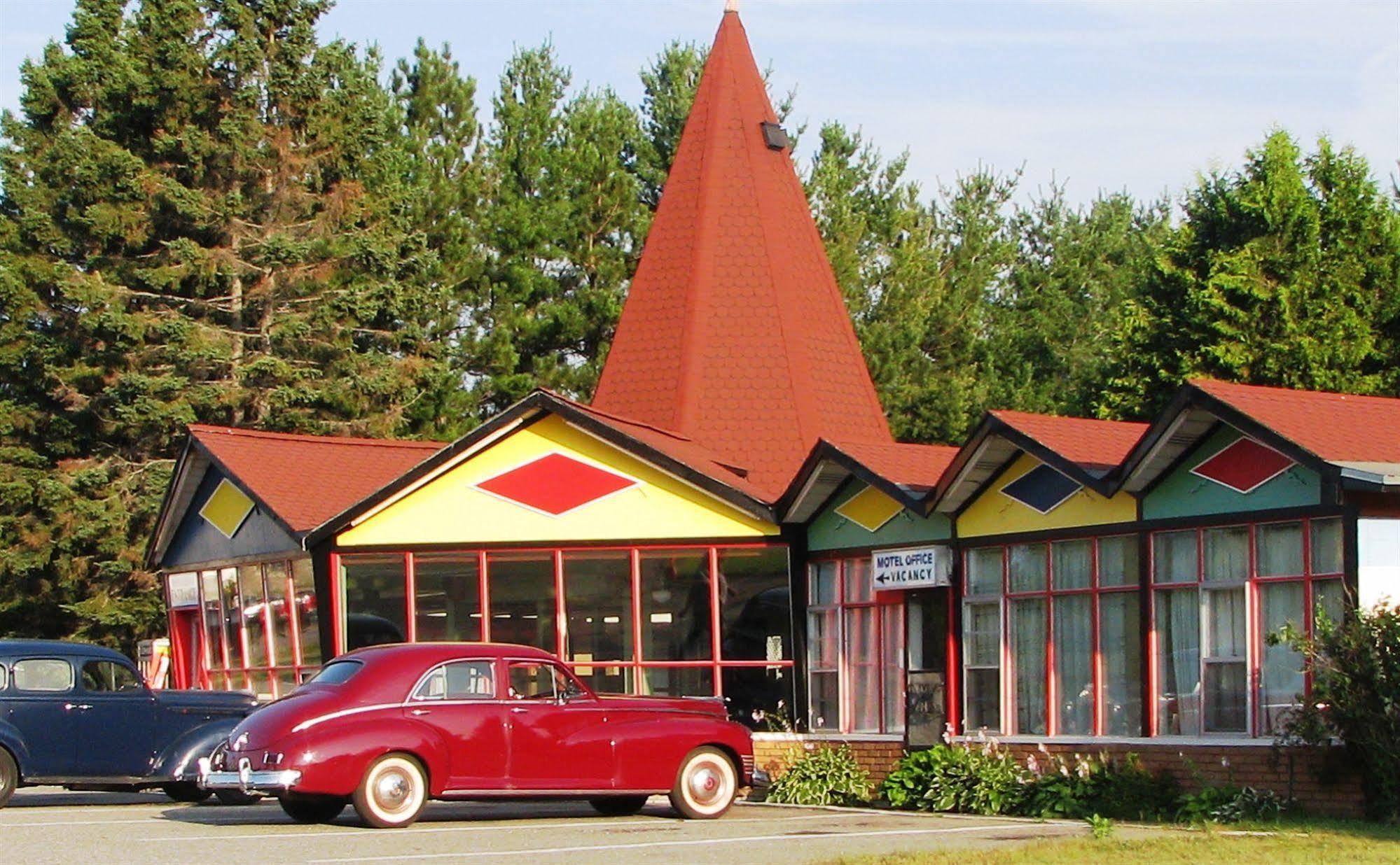 Red Top Motor Inn Iron Bridge Zewnętrze zdjęcie